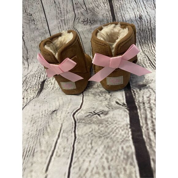 Ugg Bailey Bow baby Ugg boots - Picture 4 of 9